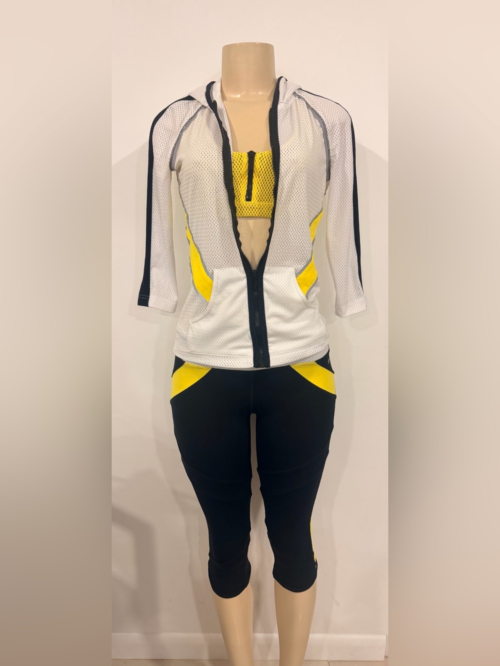 Bebe Sport Women’s 3-Piece Gym Set Activewear Workout Yoga Athleisure Y2K
